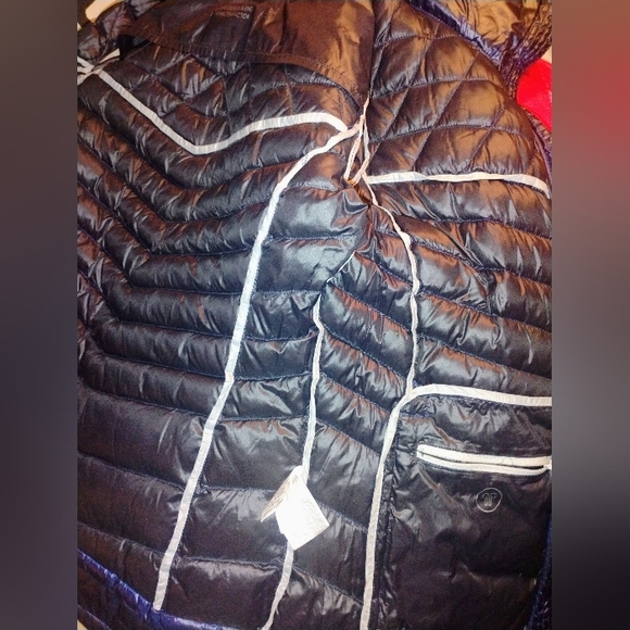 Gorgeous Blue Calvin Klein hooded fitted puffer jacket Sz S - Picture 9 of 11